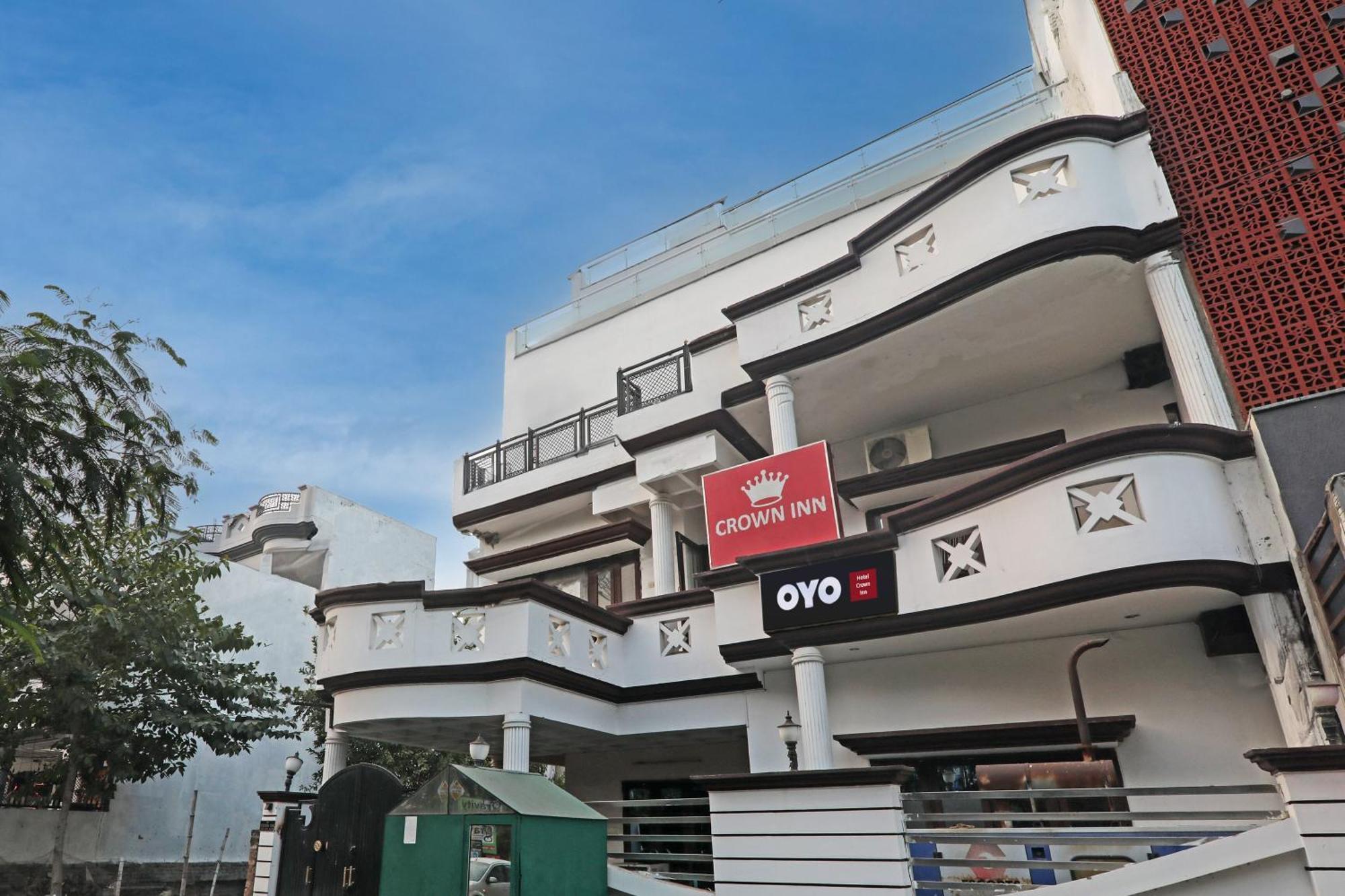 O Crown Hotel 4*