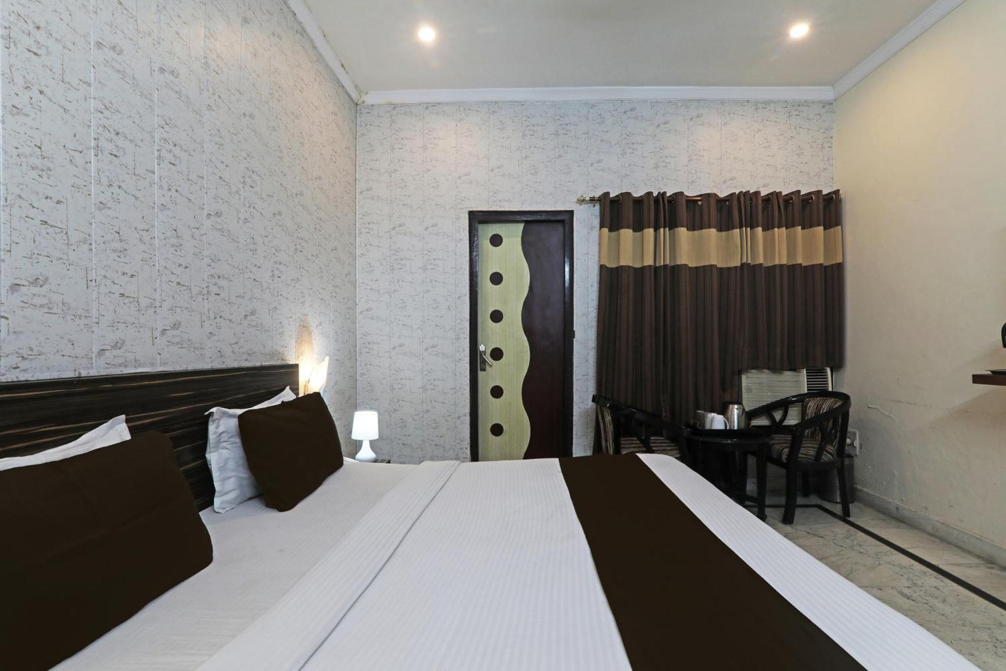 O Crown Lucknow